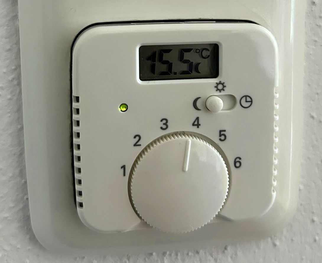 Duvara monte analog oda termostatı